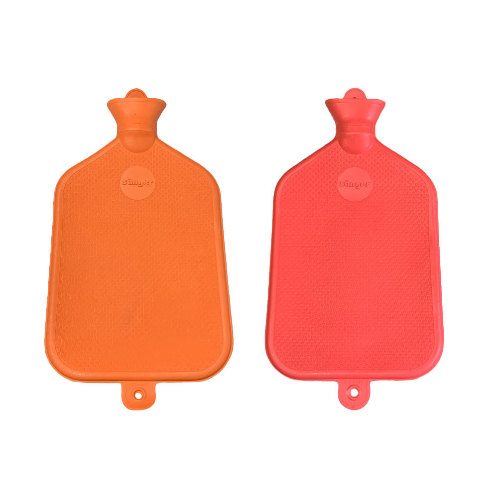 Gummi-Wärmflaschen (2) glatt, orange und rot, mit kurzem Verschlusszapfen