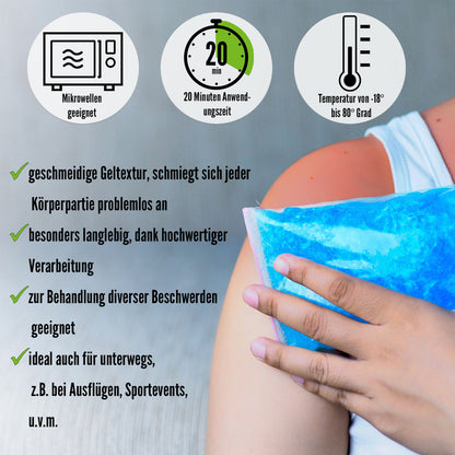 Blaue Gel-Kalt-/Warmkompresse in Folie, von Händen gehalten auf der Haut