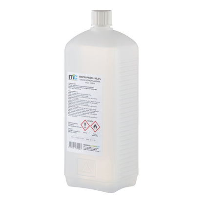Isopropanol 99,9 % in Kunststoffflasche, Etikett mit Gefahrensymbolen sichtbar