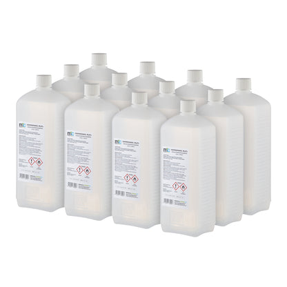 Isopropanol 99,9 % in mehreren Kunststoffflaschen mit weißen Schraubverschlüssen